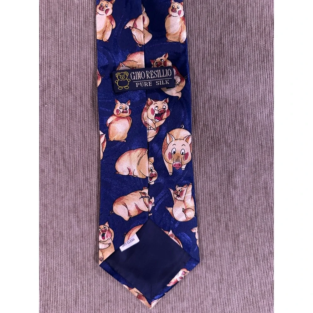 Gino Resillio Mens Navy Blue Pure Silk Novelty Pig Cartoon Animal Print Necktie